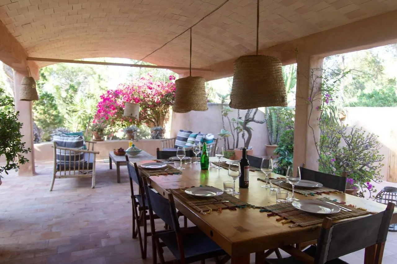 Casa Muro Luxury Villa كالا ساونا